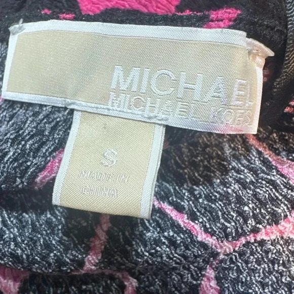 Michael Kors pink and black giraffe print flutter O ring dress size small - Picture 13 of 14